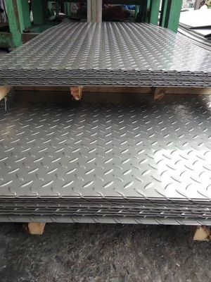304 Lembar Lantai Lembar Karet Berlian 0,125 &quot;Untuk 0,5&quot;